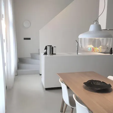 아파트호텔 Urban Residences 4*