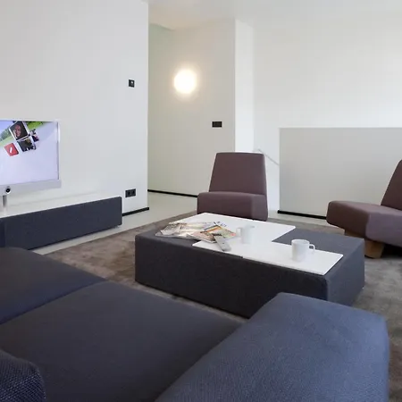 아파트호텔 Urban Residences 4*