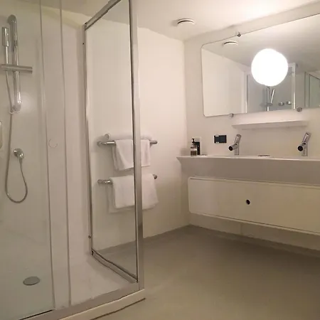 Urban Residences 아파트호텔 4*